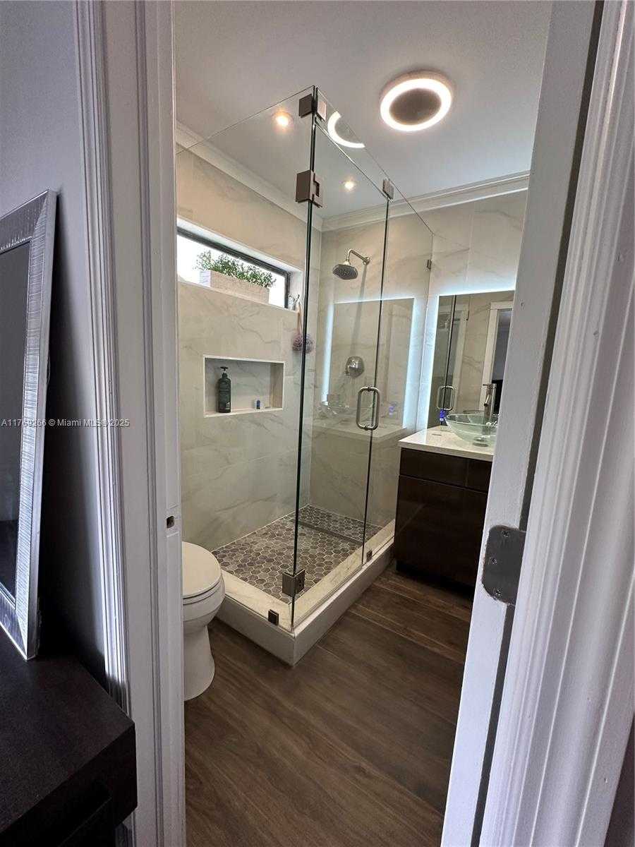 Small Image of 3370 BEAU RIVAGE DR #B8, Pompano Beach Number 18