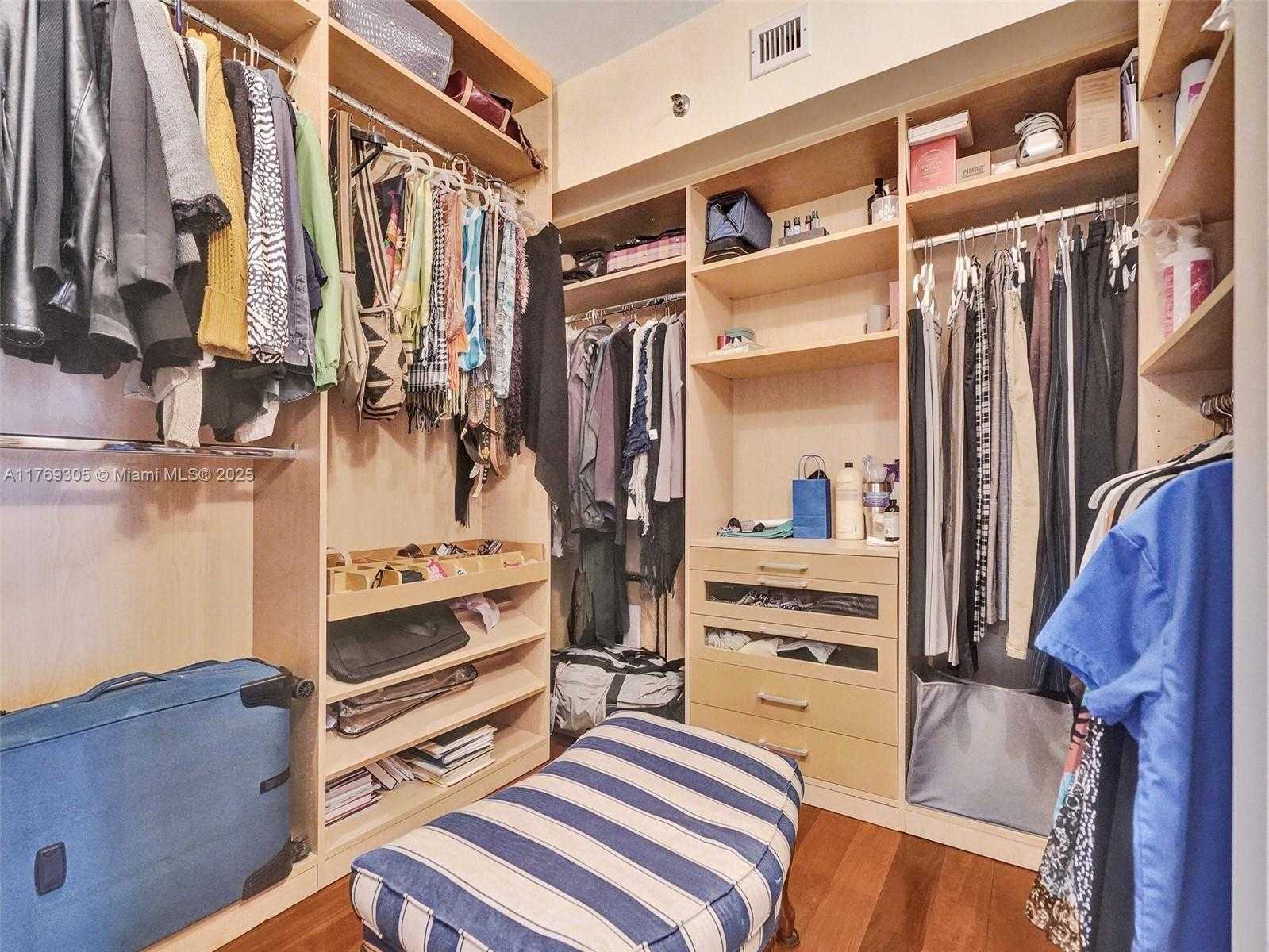 Small Image of 9 ISLAND AVE #2109, Miami Beach Number 10