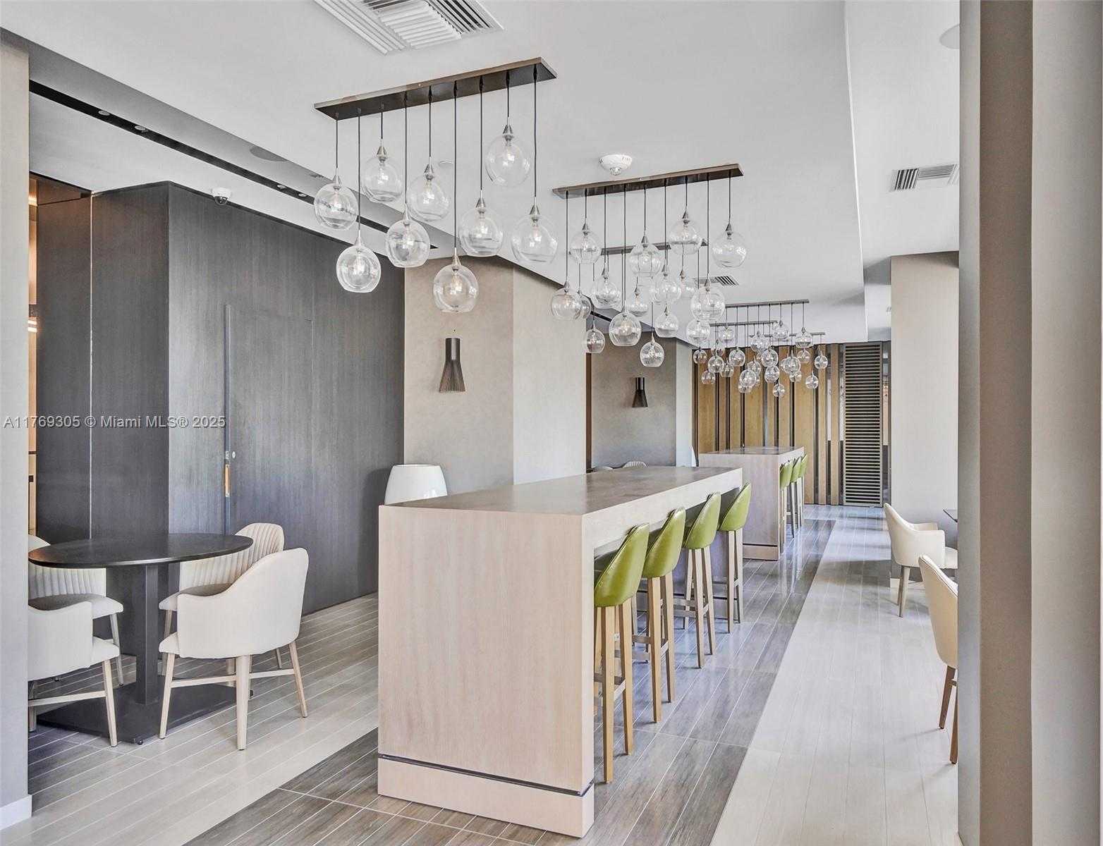 Small Image of 9 ISLAND AVE #2109, Miami Beach Number 19