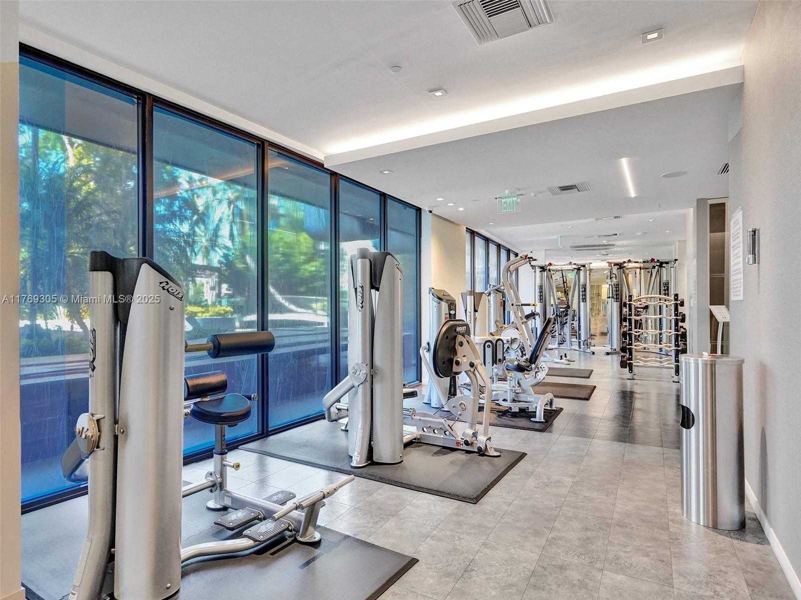 Small Image of 9 ISLAND AVE #2109, Miami Beach Number 24