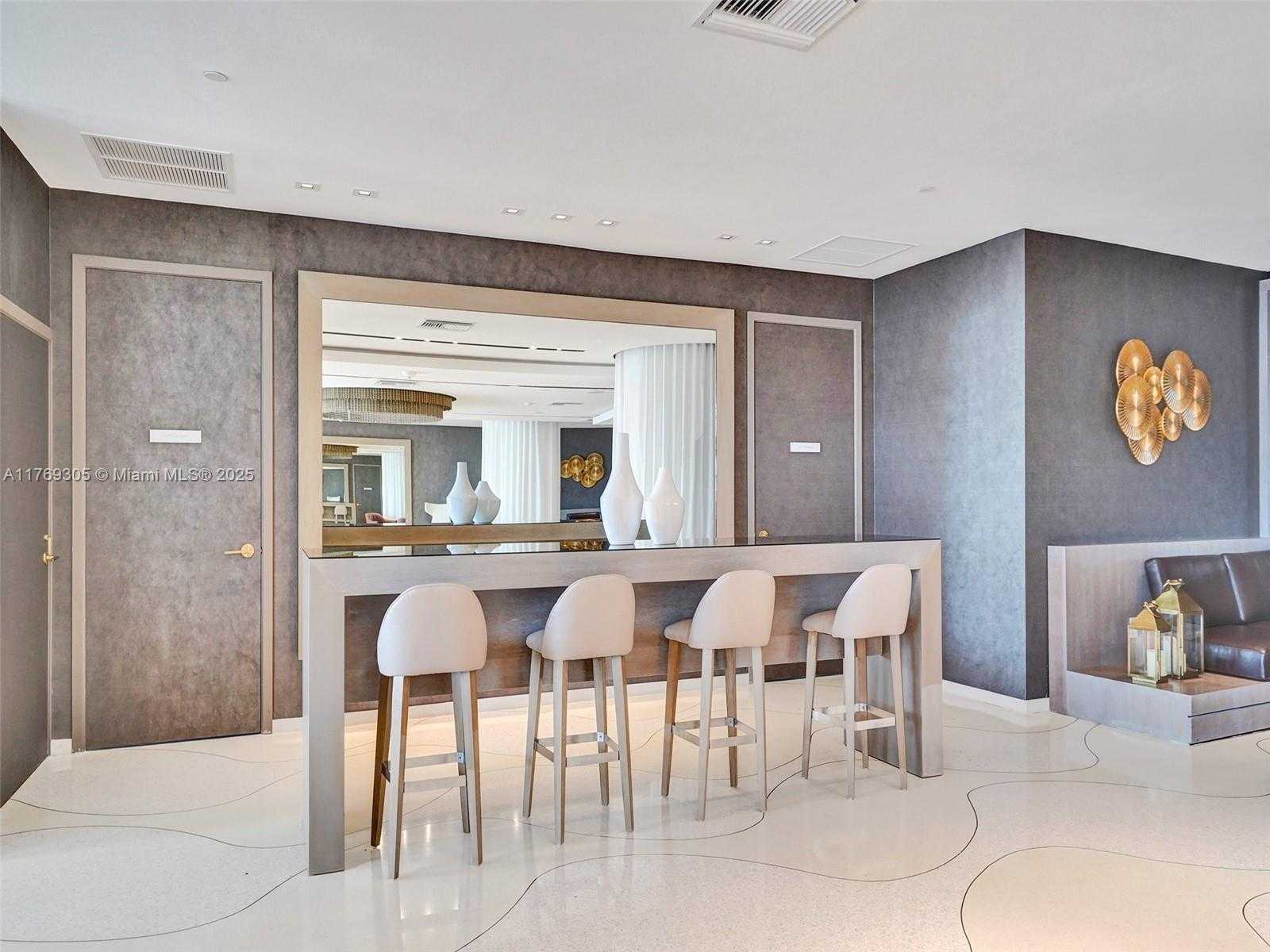 Small Image of 9 ISLAND AVE #2109, Miami Beach Number 26