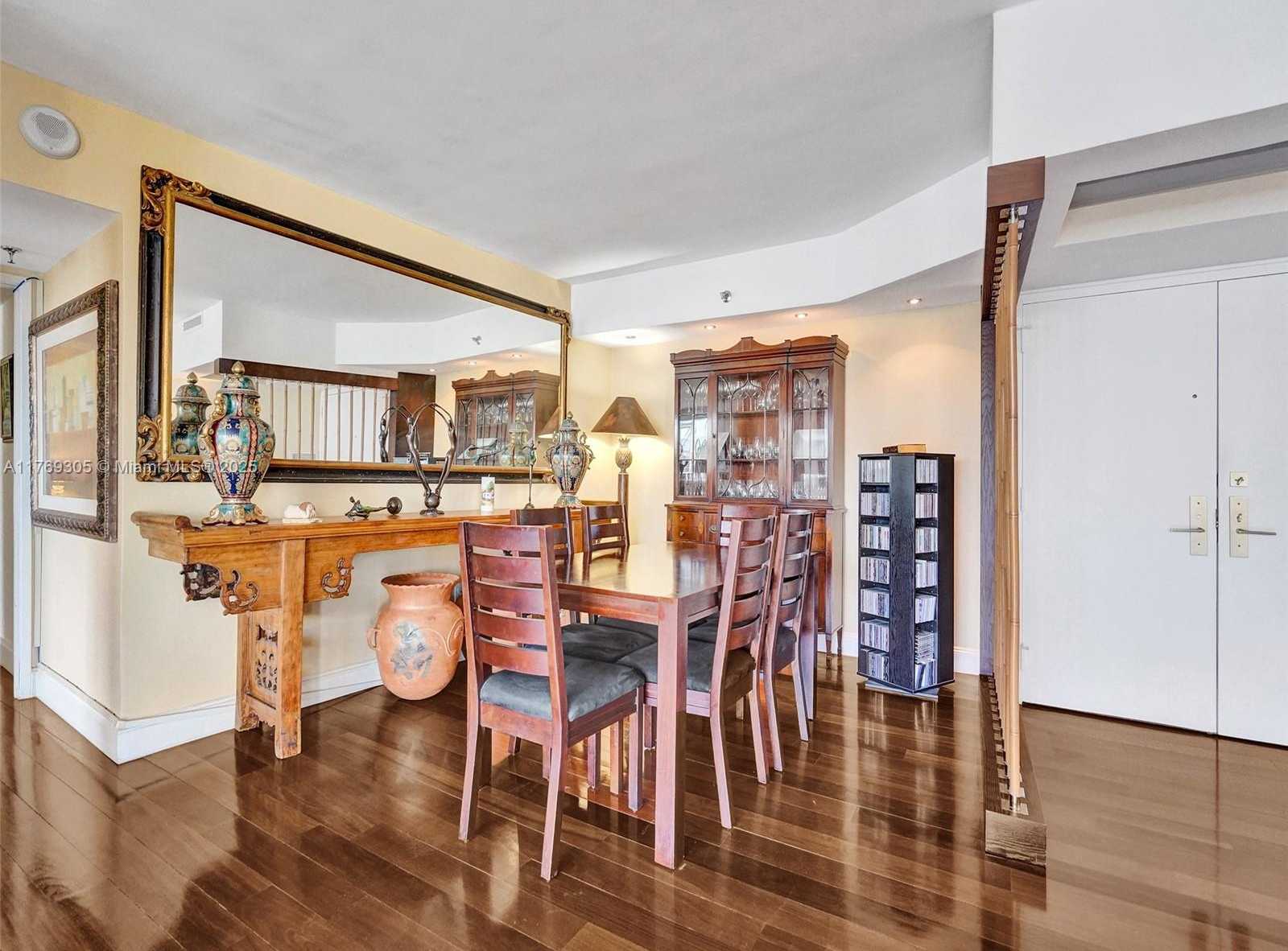 Small Image of 9 ISLAND AVE #2109, Miami Beach Number 5