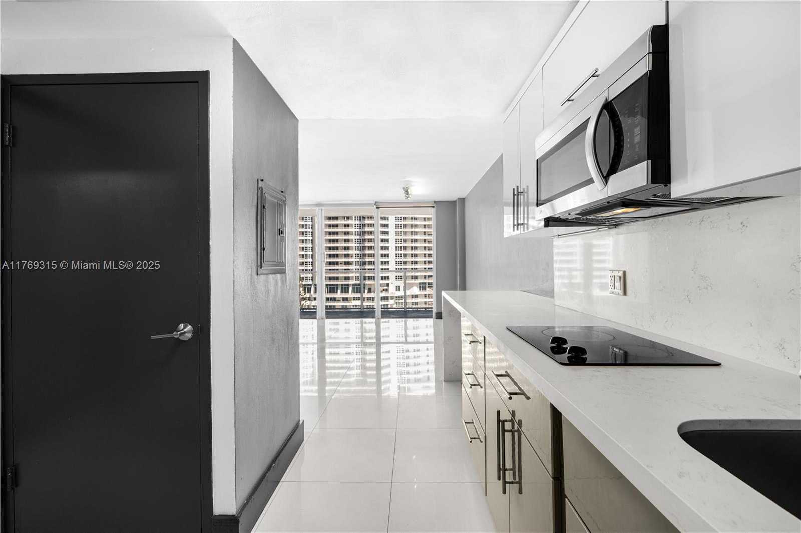 Small Image of 3301 NORTH EAST 5TH AVE #1212, Miami Number 15