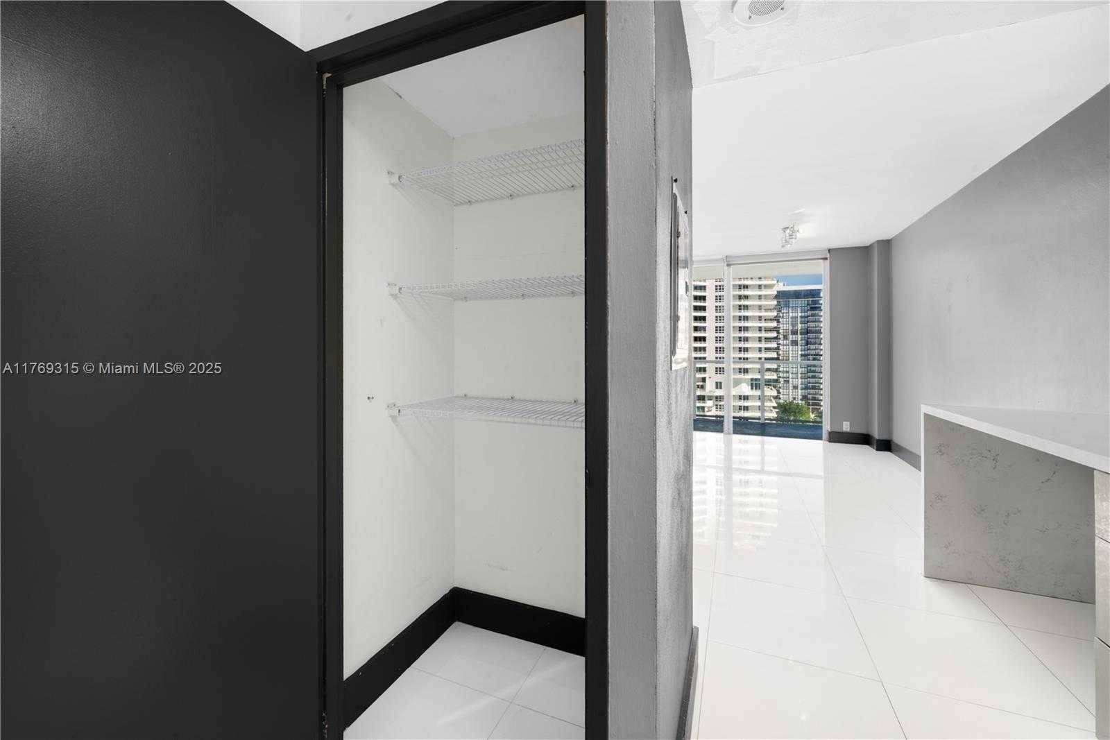 Small Image of 3301 NORTH EAST 5TH AVE #1212, Miami Number 16