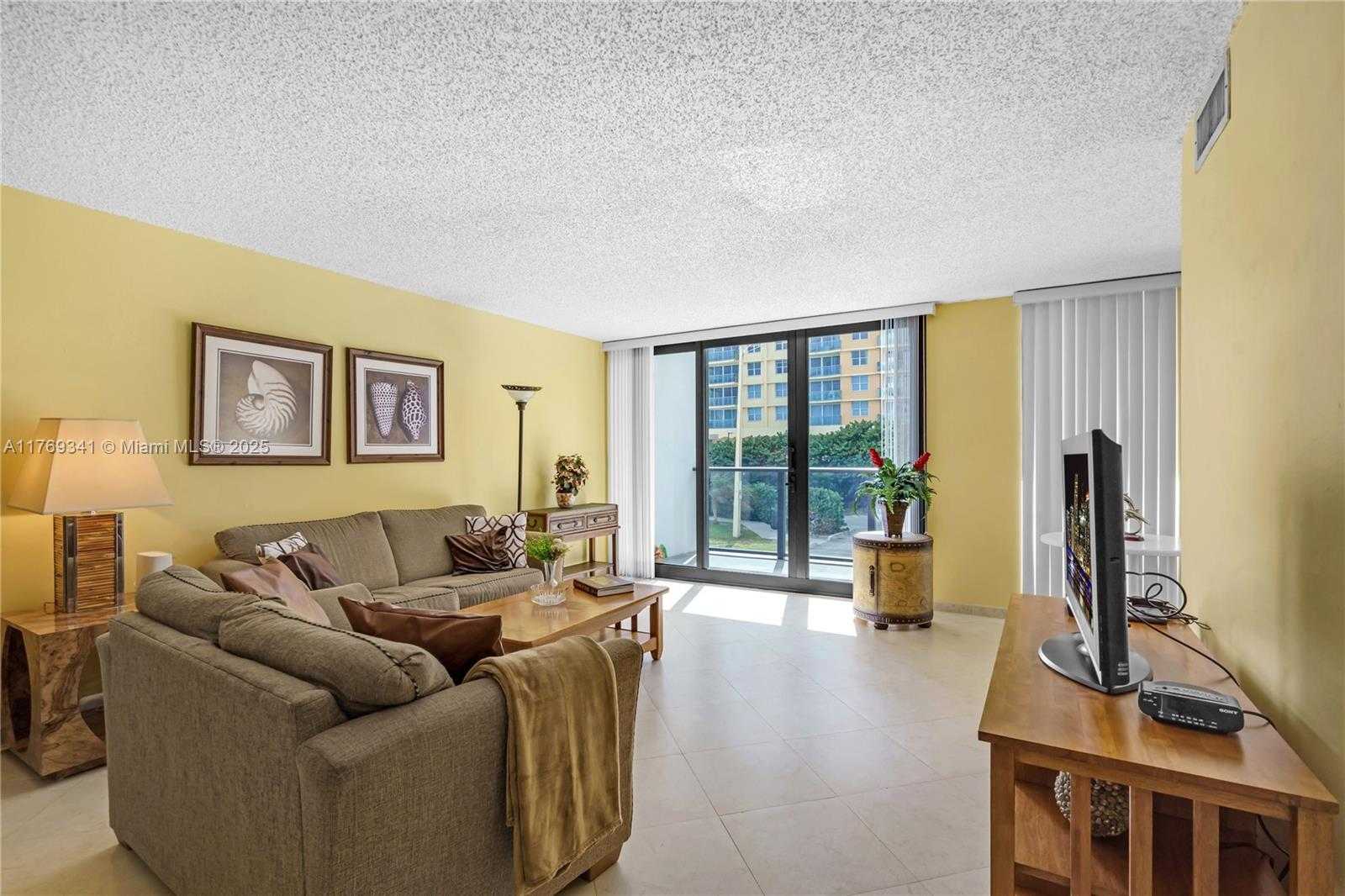Small Image of 2301 SOUTH OCEAN DR #207, Hollywood Number 4