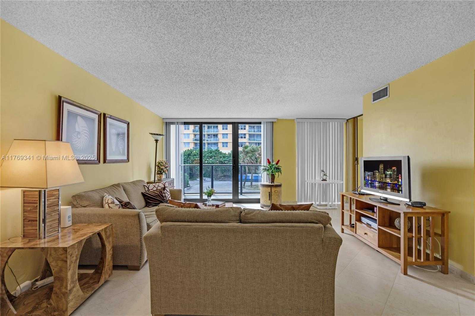 Small Image of 2301 SOUTH OCEAN DR #207, Hollywood Number 8