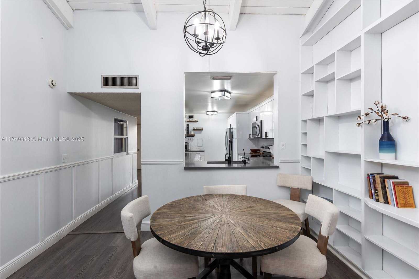 Small Image of 9137 LIMETREE LN #166, Pembroke Pines Number 10