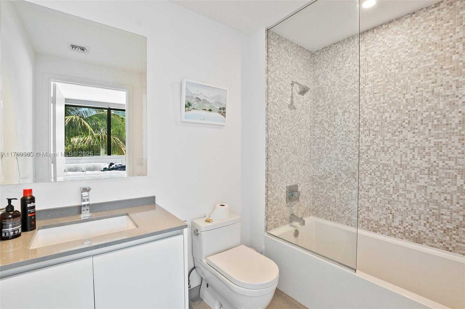 Small Image of 68 SOUTH EAST 6TH STREET #805, Miami Number 13