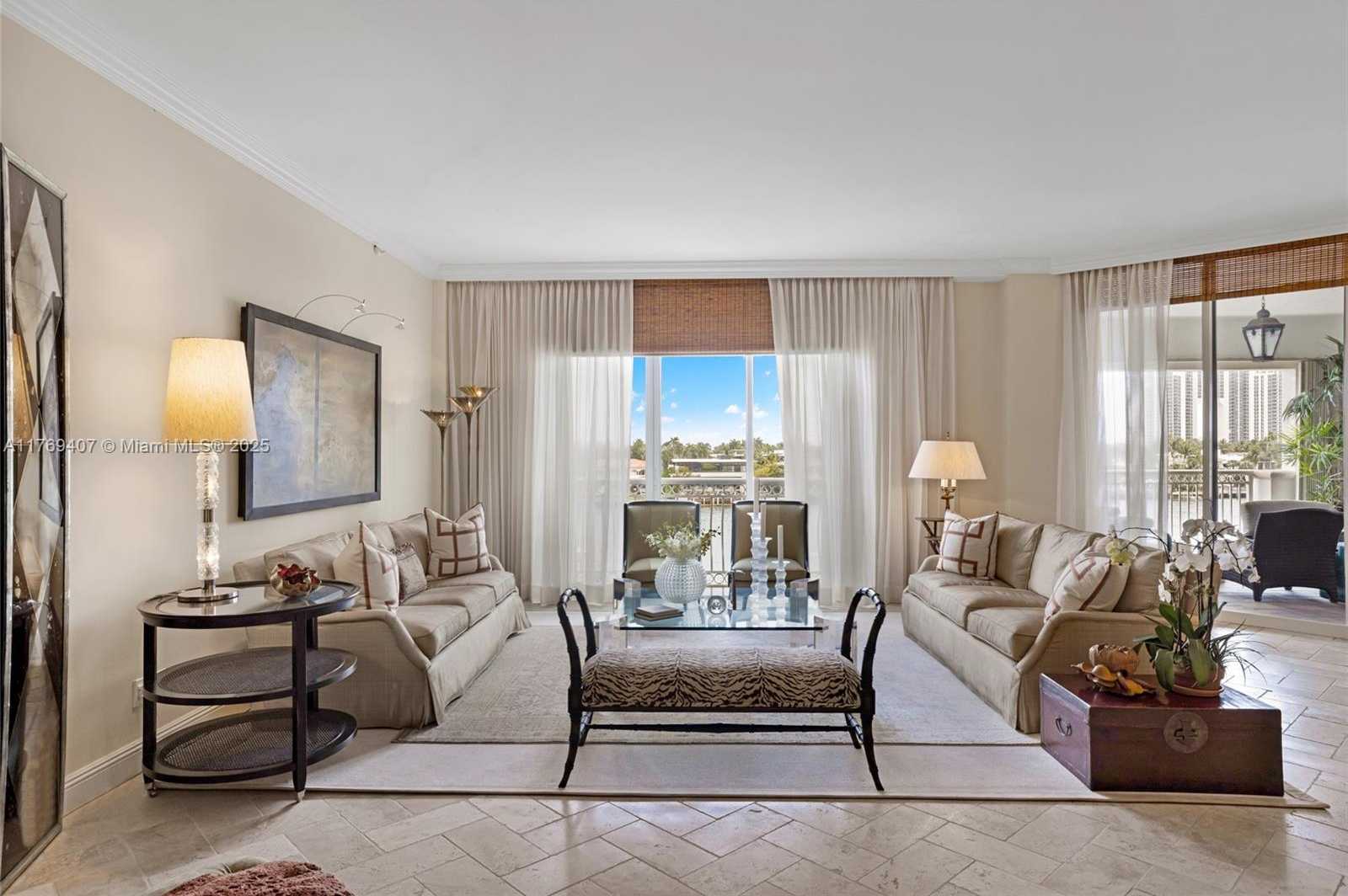 Small Image of 19925 NORTH EAST 39TH PL #402, Aventura Number 4