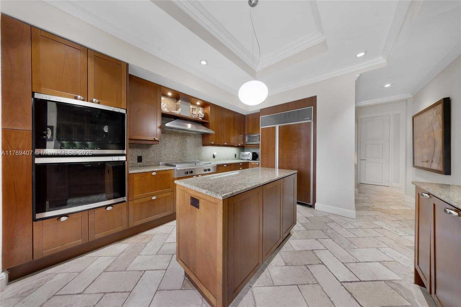 Small Image of 19925 NORTH EAST 39TH PL #402, Aventura Number 42