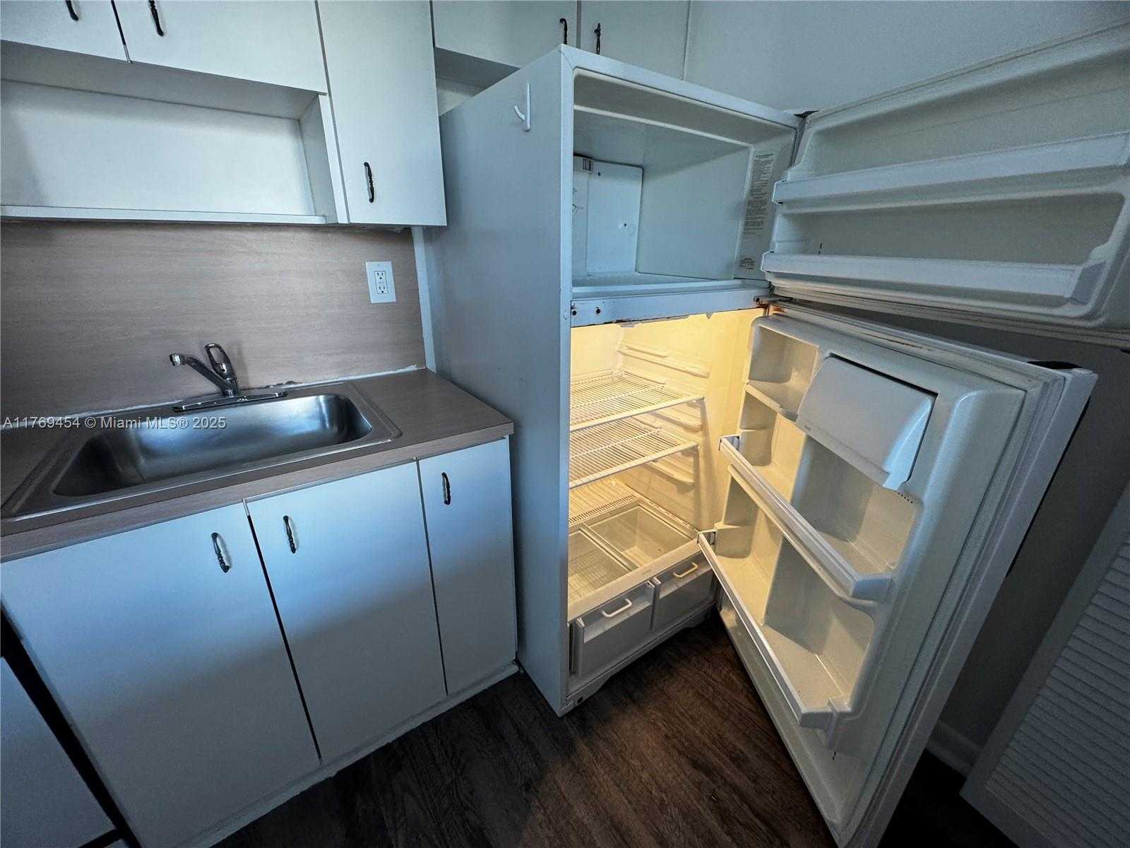 Small Image of 7420 WEST 20TH AVE #237, Hialeah Number 13