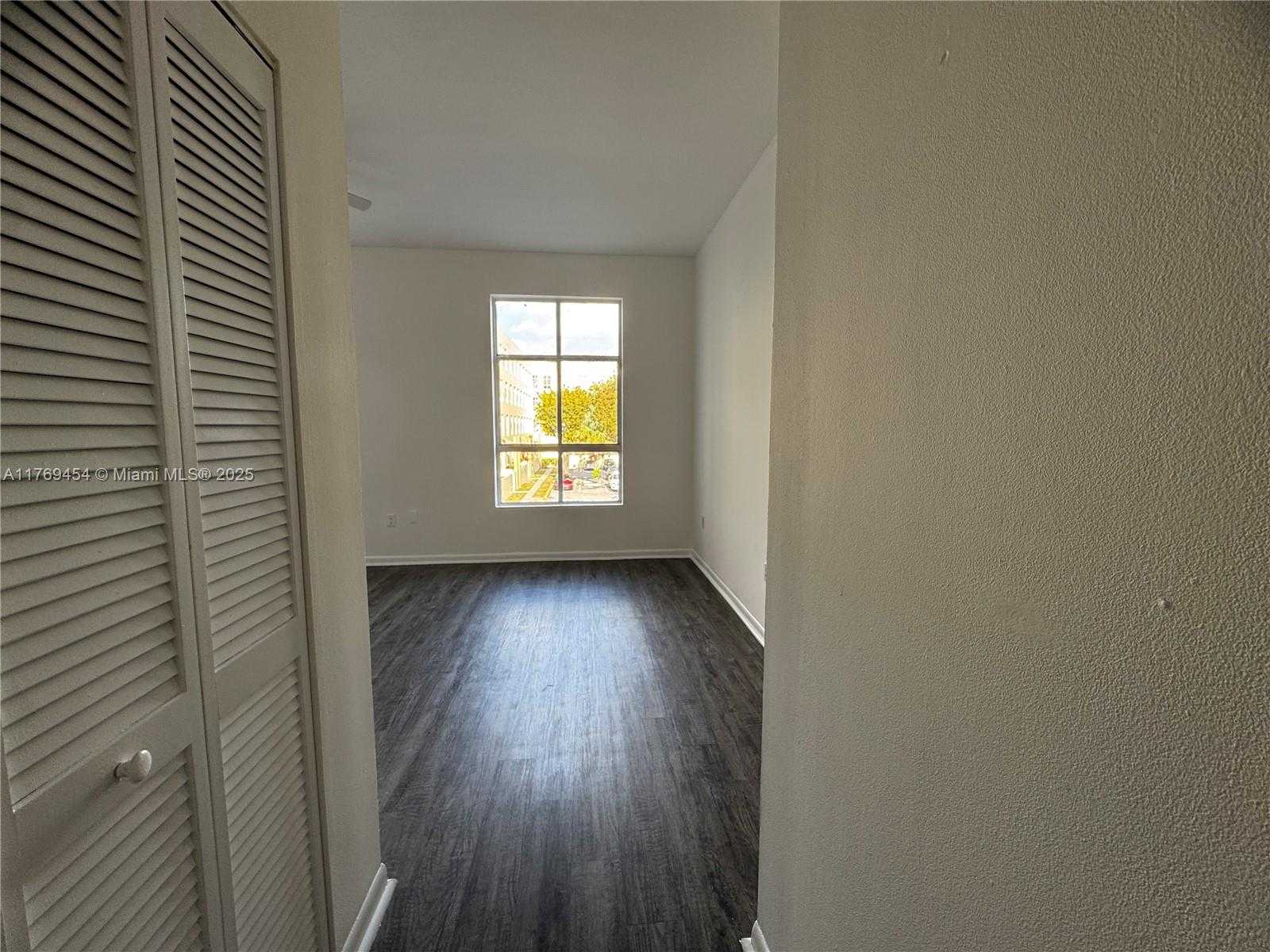 Small Image of 7420 WEST 20TH AVE #237, Hialeah Number 5