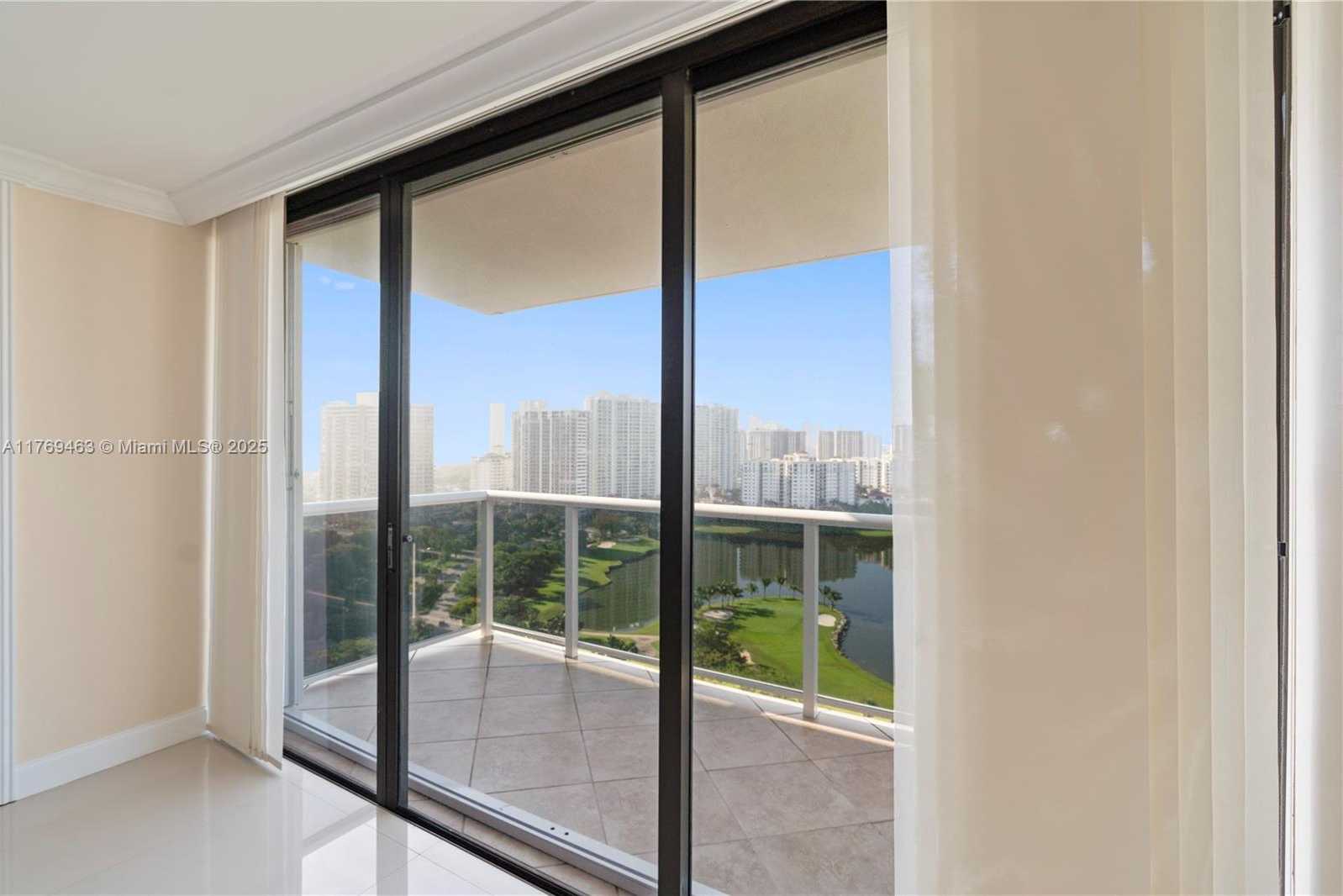 Small Image of 3675 NORTH COUNTRY CLUB DR #2208, Aventura Number 10