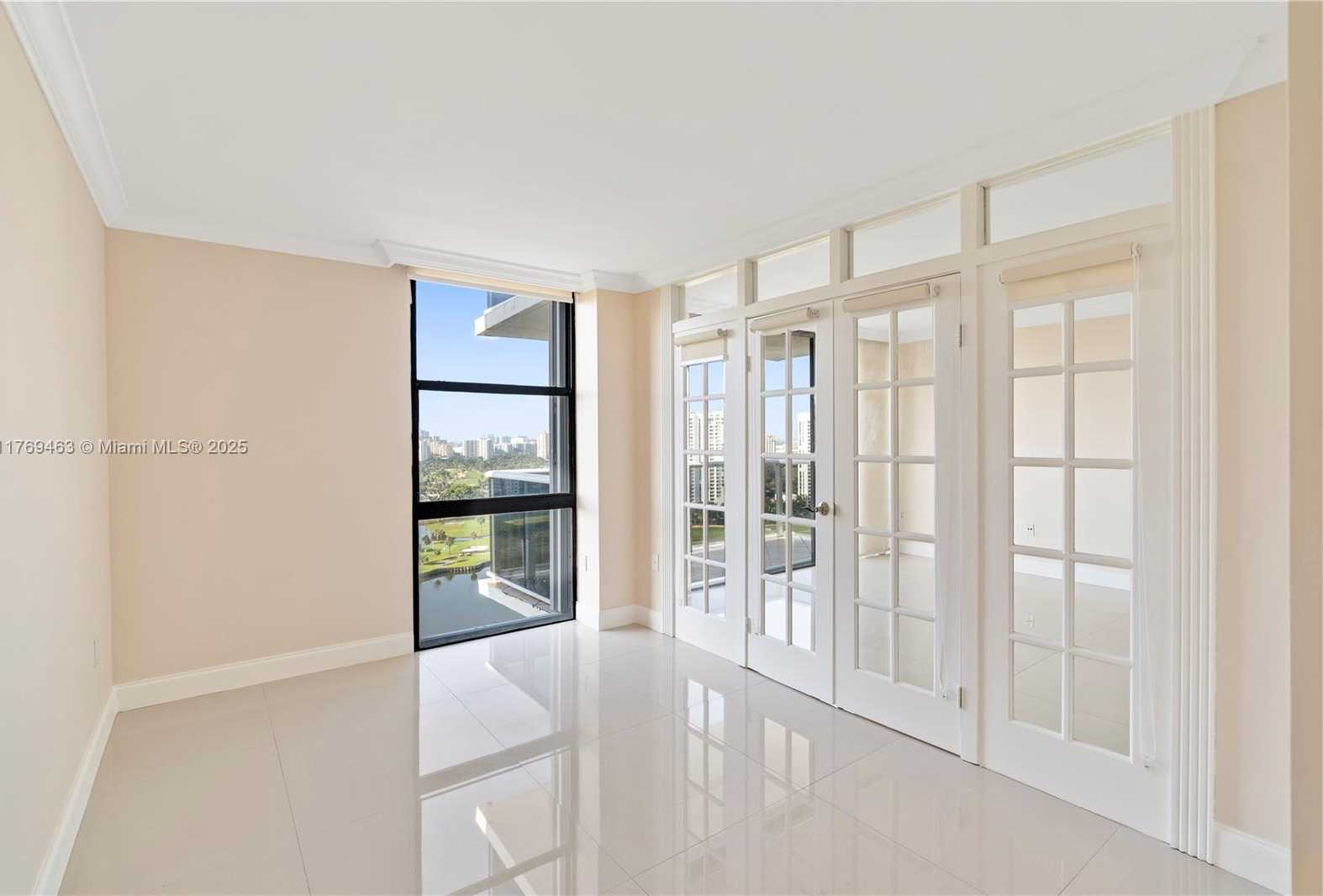 Small Image of 3675 NORTH COUNTRY CLUB DR #2208, Aventura Number 12