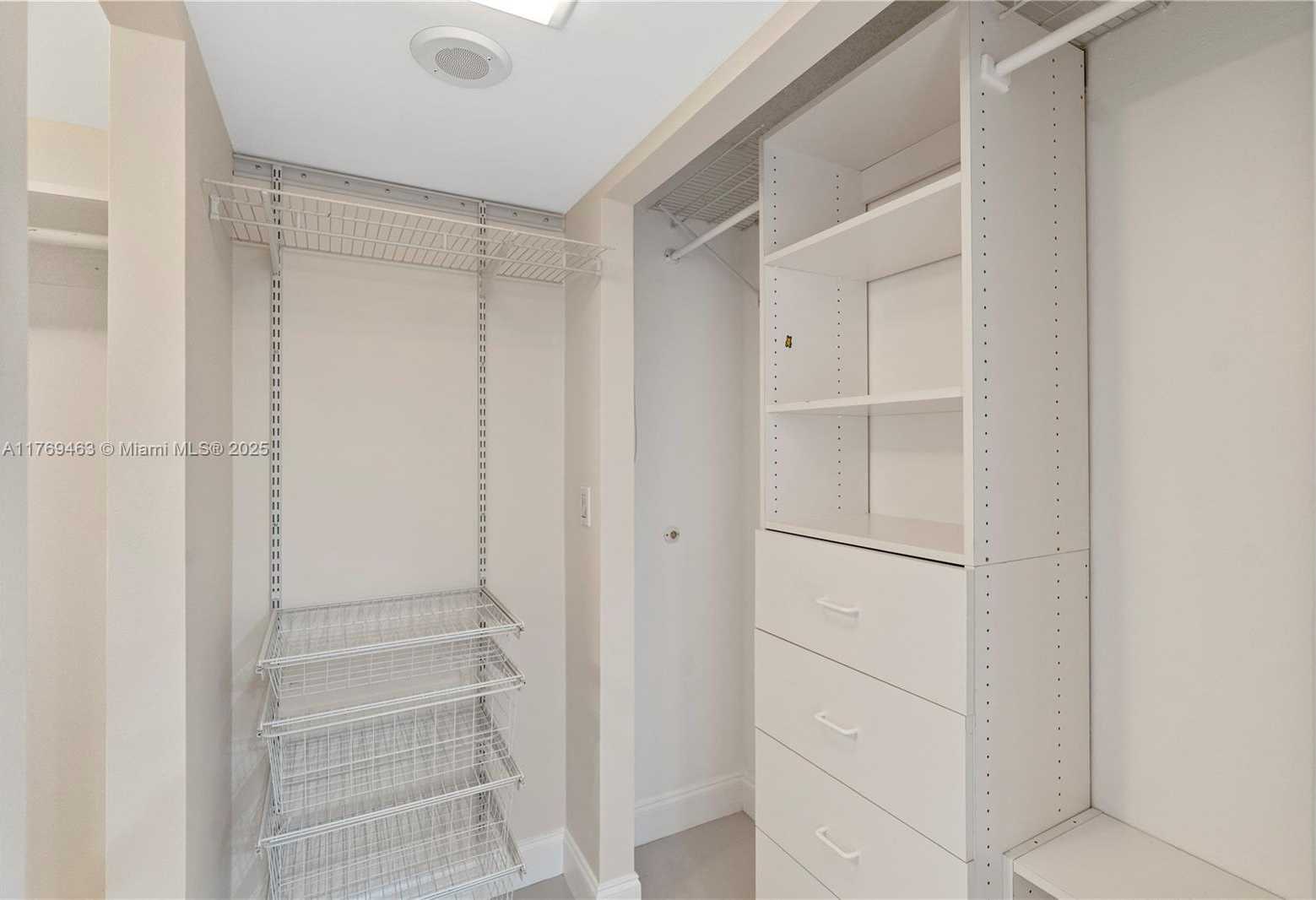 Small Image of 3675 NORTH COUNTRY CLUB DR #2208, Aventura Number 22