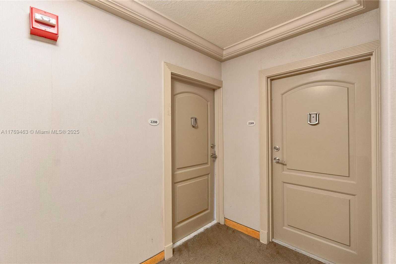 Small Image of 3675 NORTH COUNTRY CLUB DR #2208, Aventura Number 31
