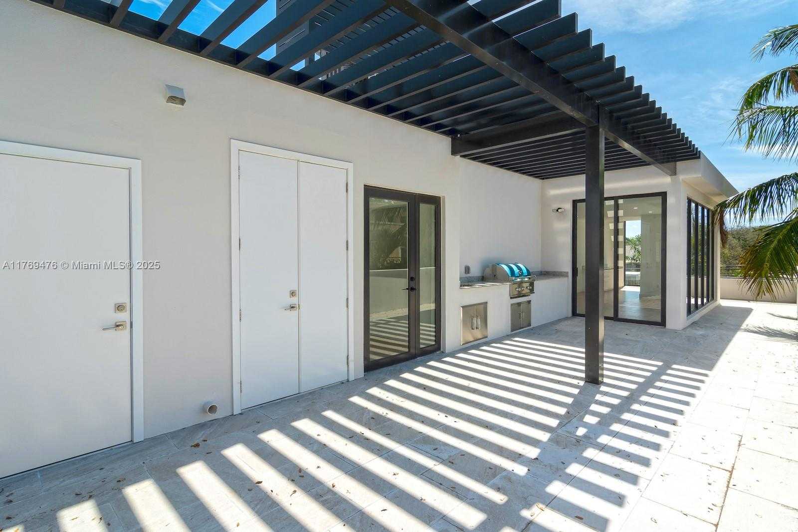 Small Image of 1635 EAST BROWARD BLVD, Fort Lauderdale Number 13