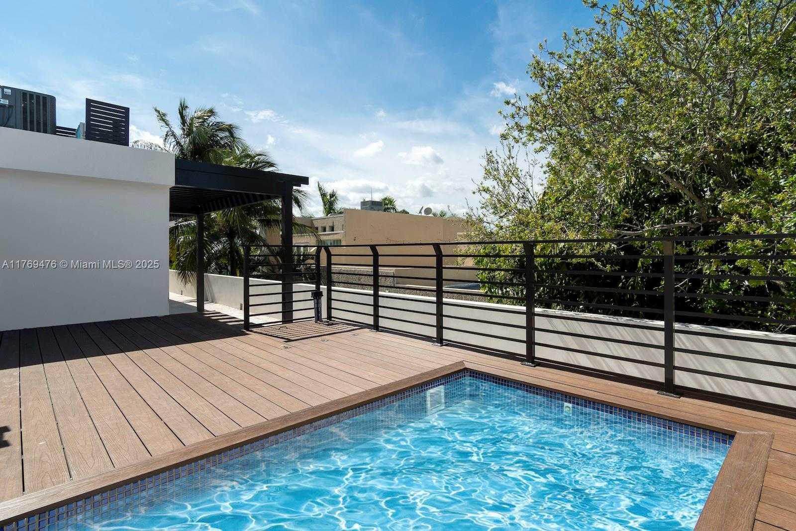 Small Image of 1635 EAST BROWARD BLVD, Fort Lauderdale Number 16