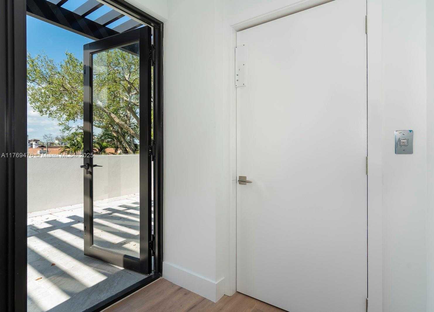Small Image of 1635 EAST BROWARD BLVD, Fort Lauderdale Number 17
