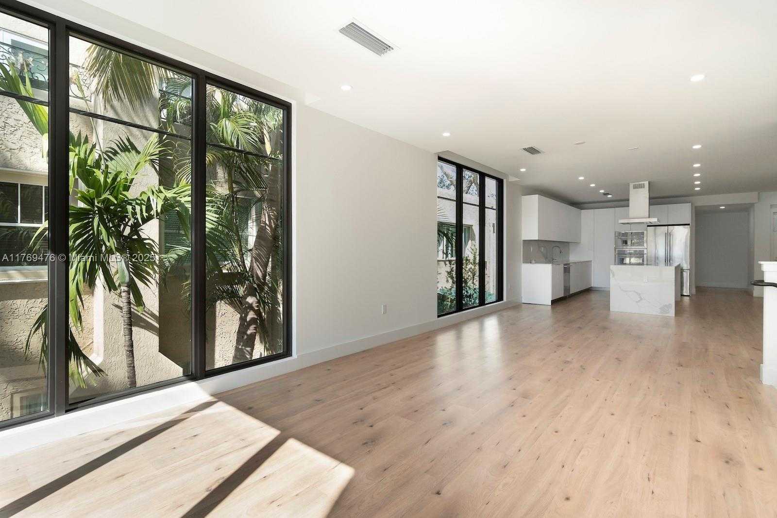 Small Image of 1635 EAST BROWARD BLVD, Fort Lauderdale Number 5