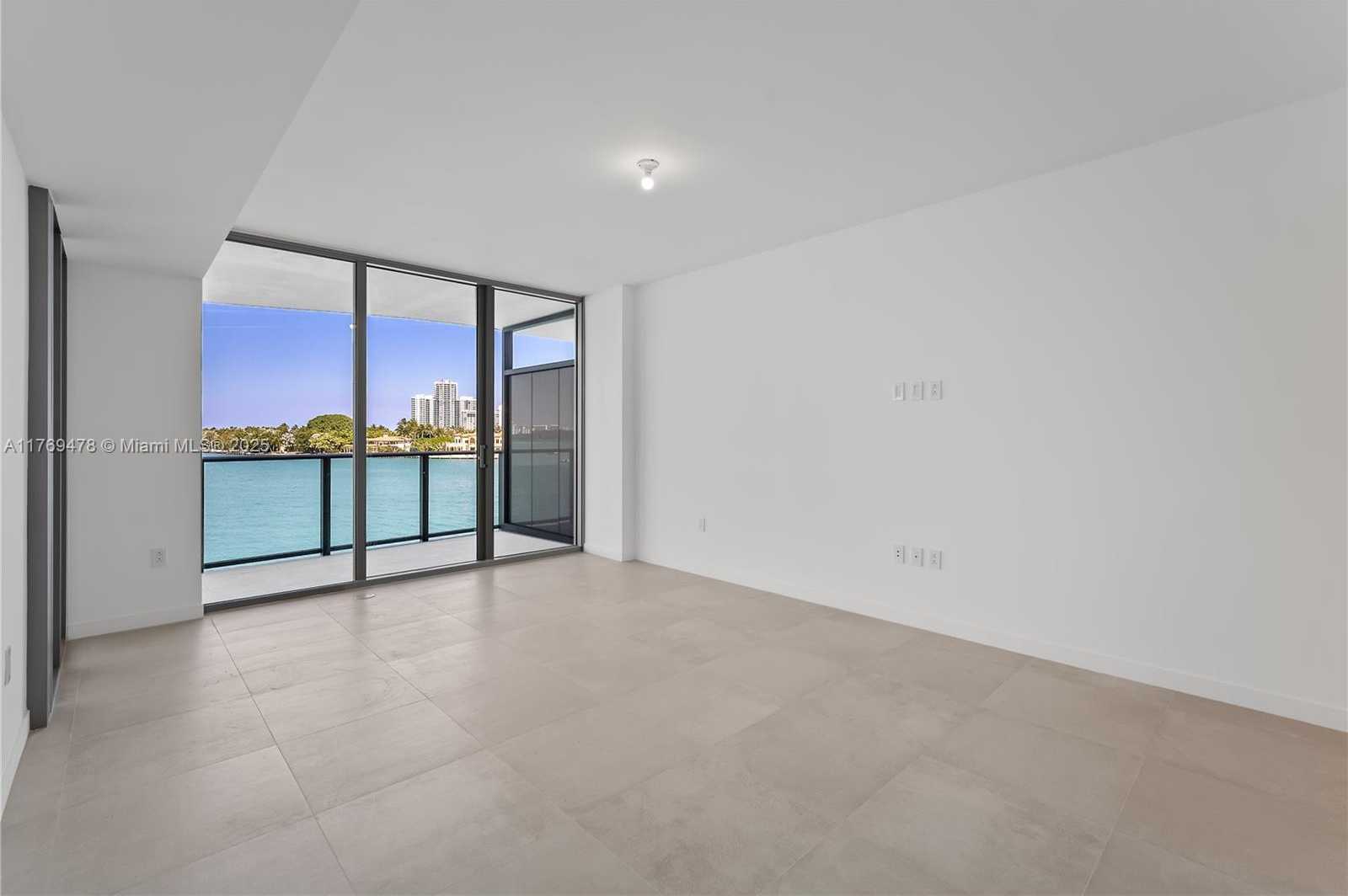 Small Image of 1135 103RD ST #402, Bay Harbor Islands Number 16