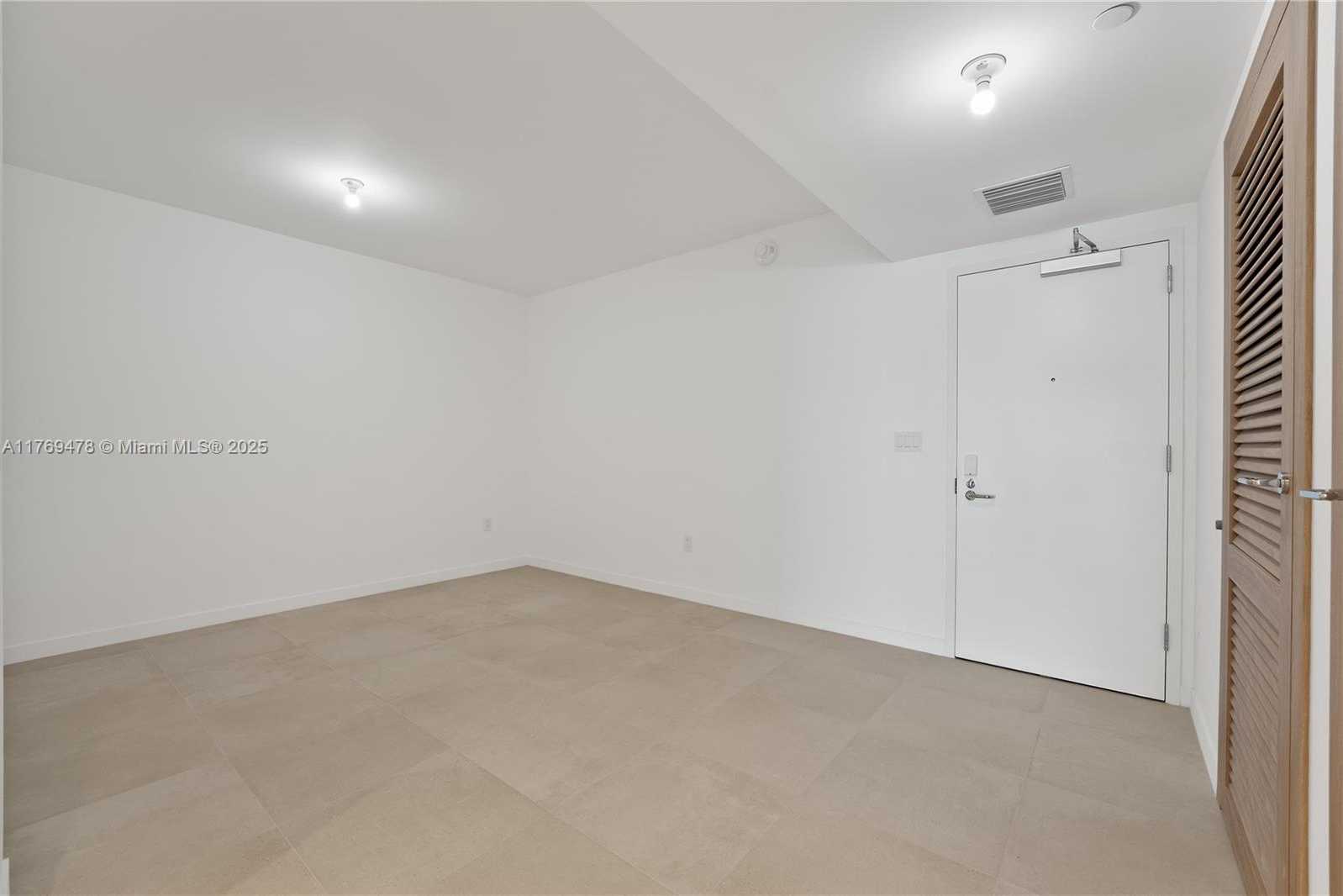 Small Image of 1135 103RD ST #402, Bay Harbor Islands Number 33