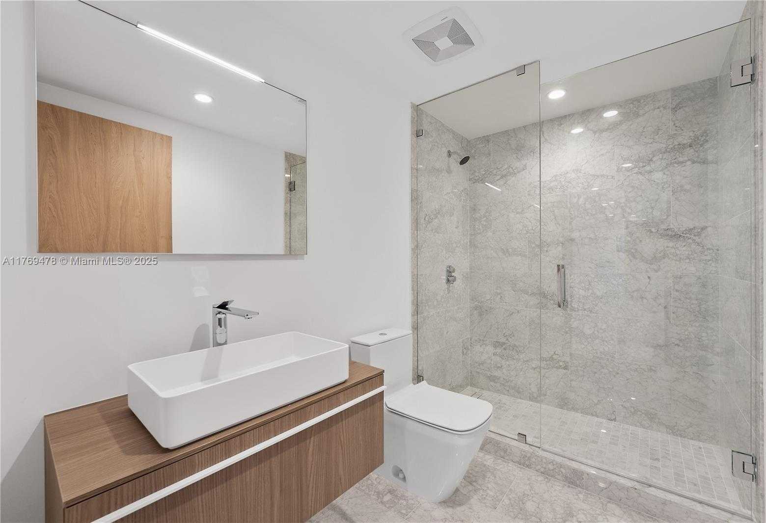 Small Image of 1135 103RD ST #402, Bay Harbor Islands Number 40