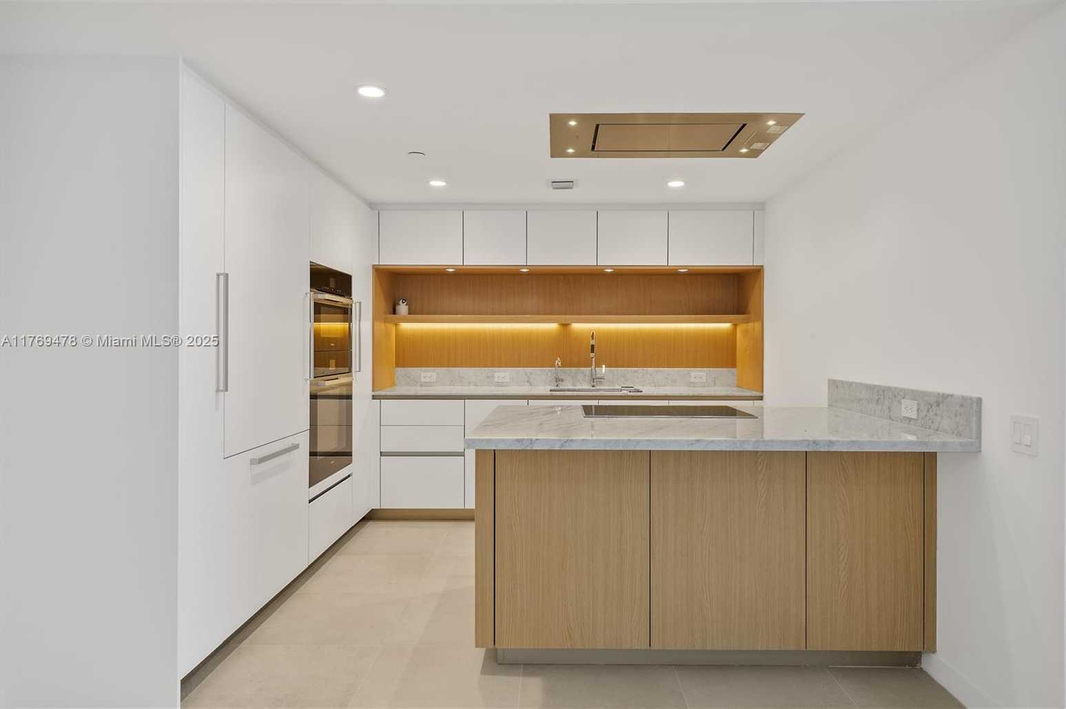 Small Image of 1135 103RD ST #402, Bay Harbor Islands Number 7