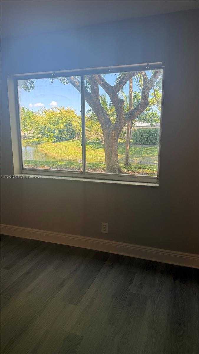 Small Image of 5740 ROCK ISLAND RD #281, Tamarac Number 12