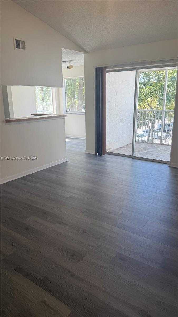 Small Image of 5740 ROCK ISLAND RD #281, Tamarac Number 2