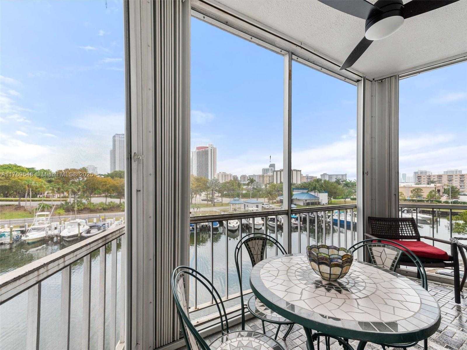 Small Image of 200 DIPLOMAT PKWY #424, Hallandale Beach Number 14