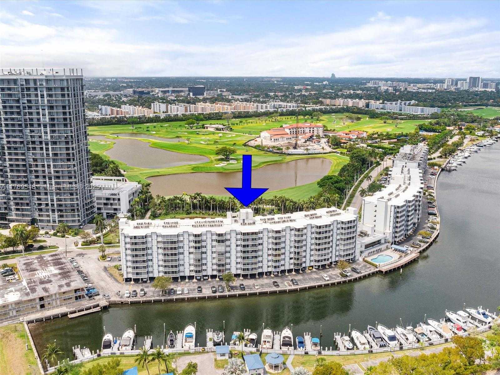 Small Image of 200 DIPLOMAT PKWY #424, Hallandale Beach Number 15