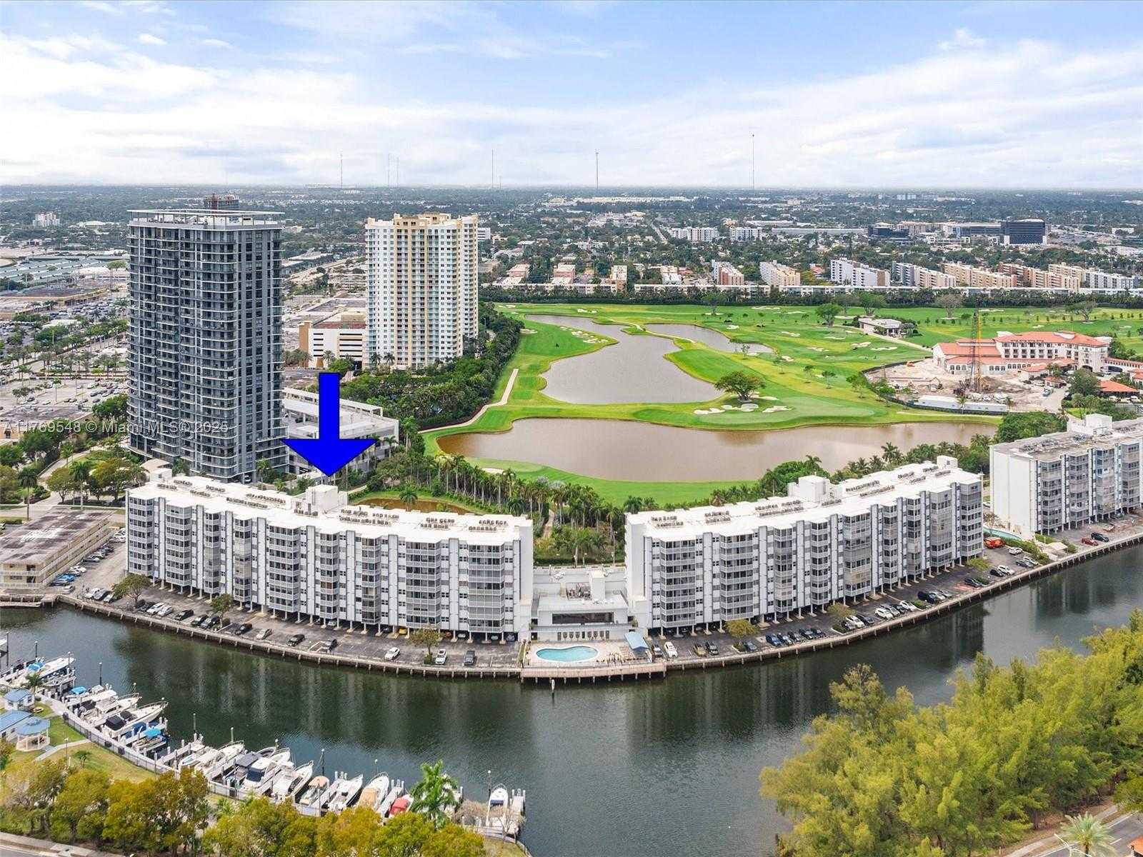 Small Image of 200 DIPLOMAT PKWY #424, Hallandale Beach Number 16
