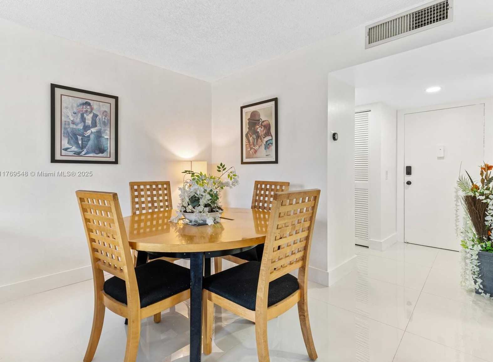 Small Image of 200 DIPLOMAT PKWY #424, Hallandale Beach Number 8