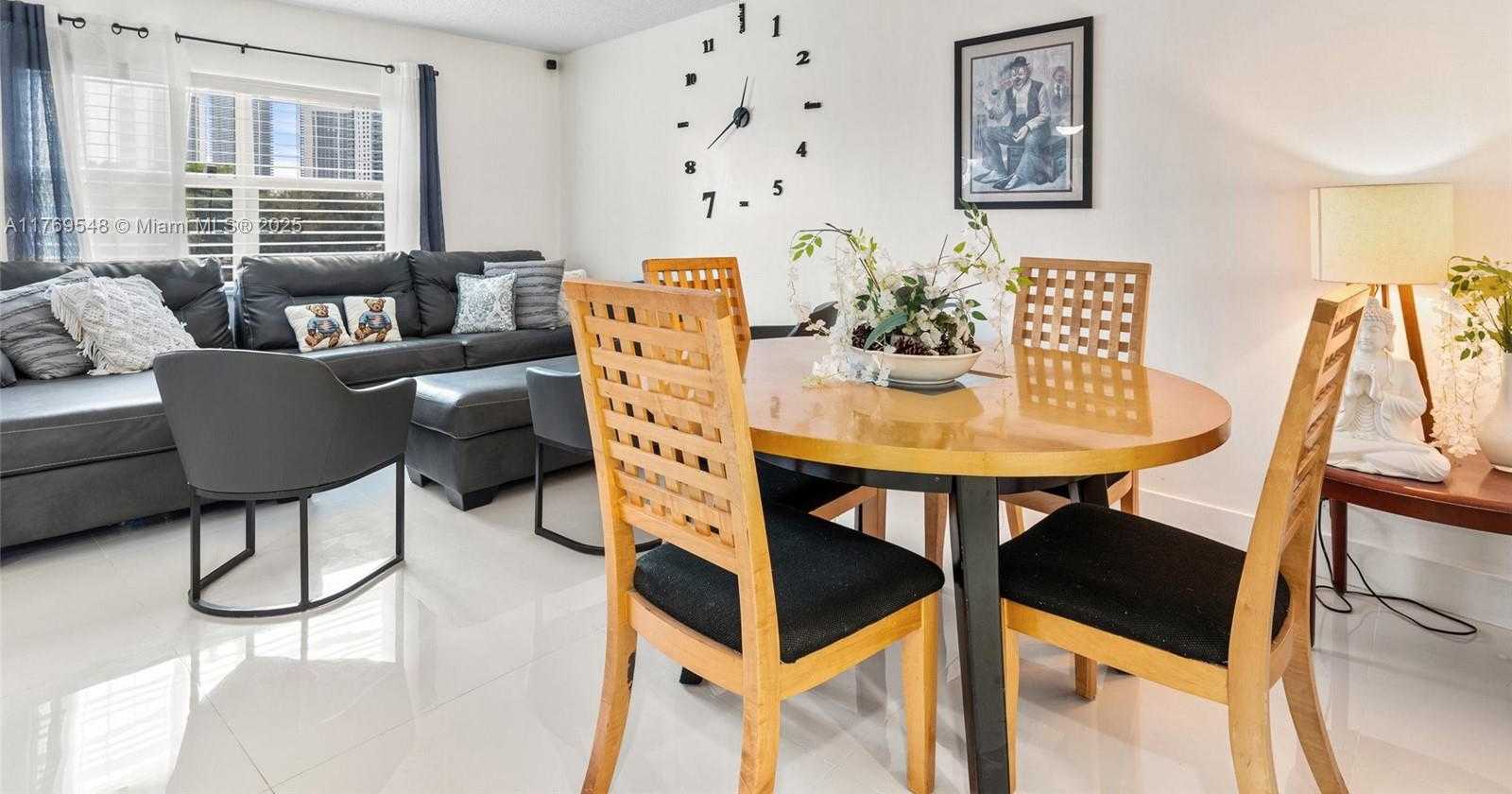 Small Image of 200 DIPLOMAT PKWY #424, Hallandale Beach Number 9