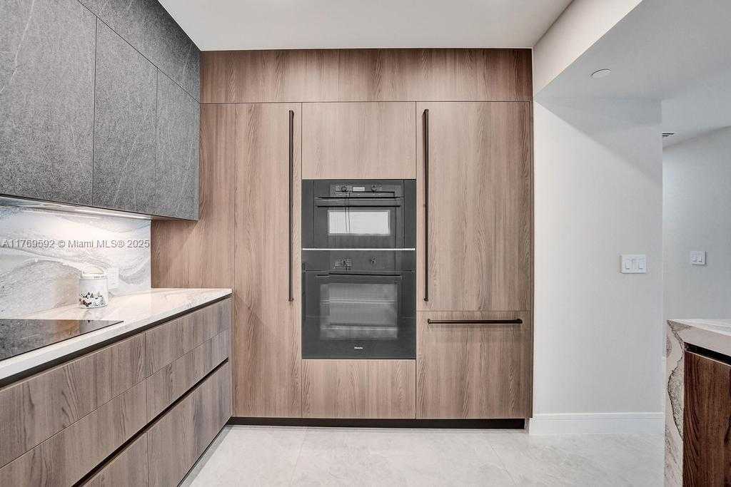 Small Image of 3101 SOUTH OCEAN DR #1704, Hollywood Number 14