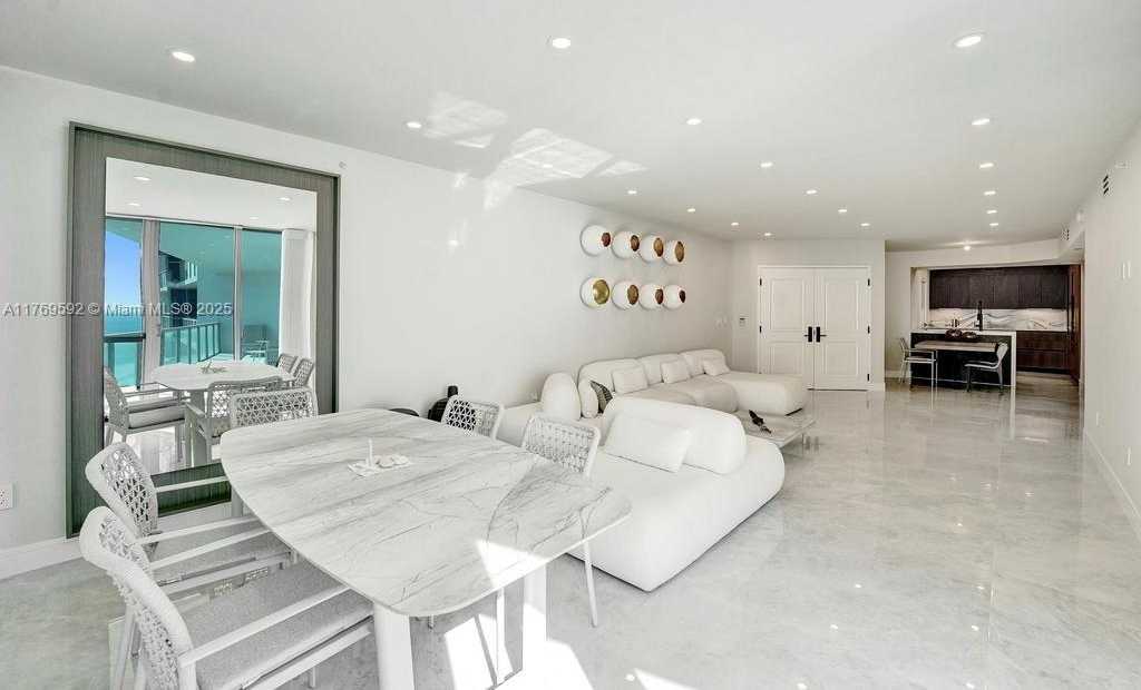 Small Image of 3101 SOUTH OCEAN DR #1704, Hollywood Number 20