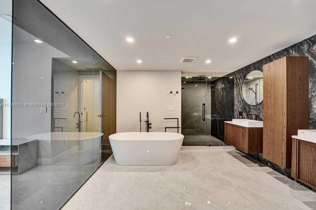 Small Image of 3101 SOUTH OCEAN DR #1704, Hollywood Number 40