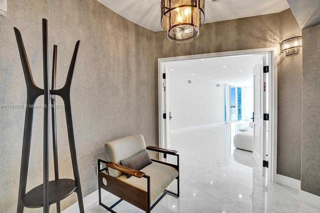 Small Image of 3101 SOUTH OCEAN DR #1704, Hollywood Number 6