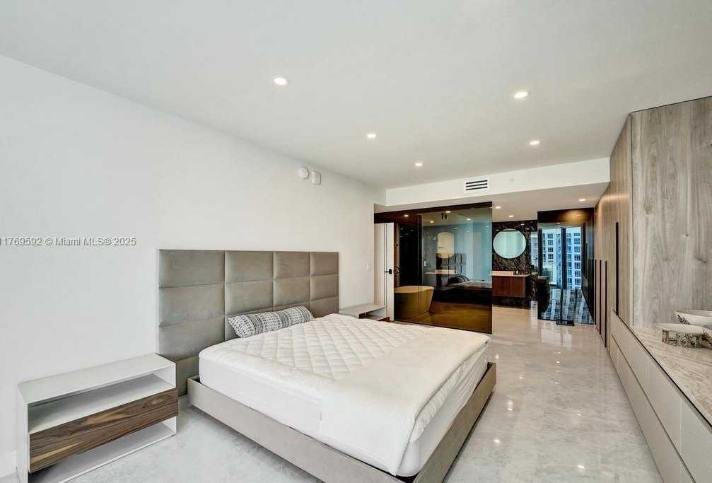 Small Image of 3101 SOUTH OCEAN DR #1704, Hollywood Number 69