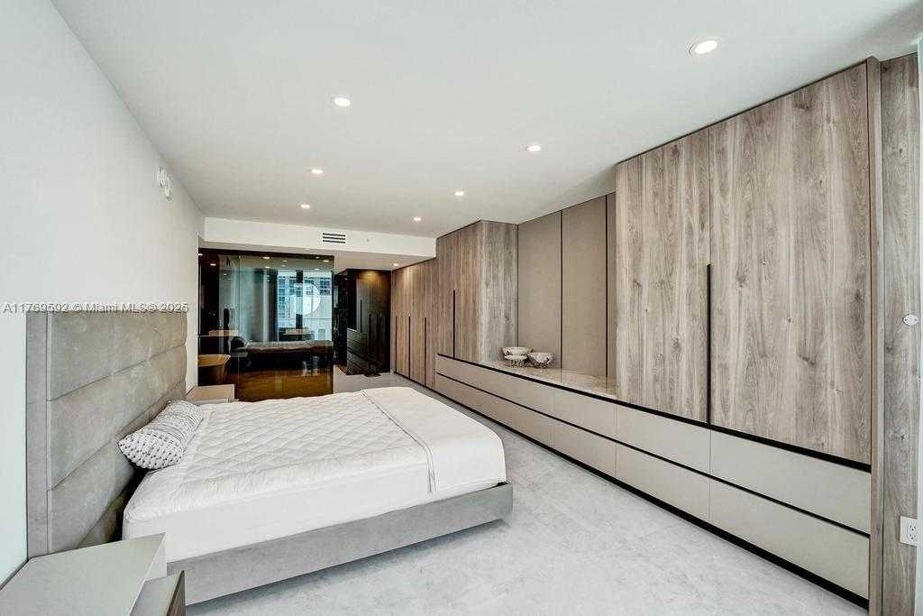 Small Image of 3101 SOUTH OCEAN DR #1704, Hollywood Number 70