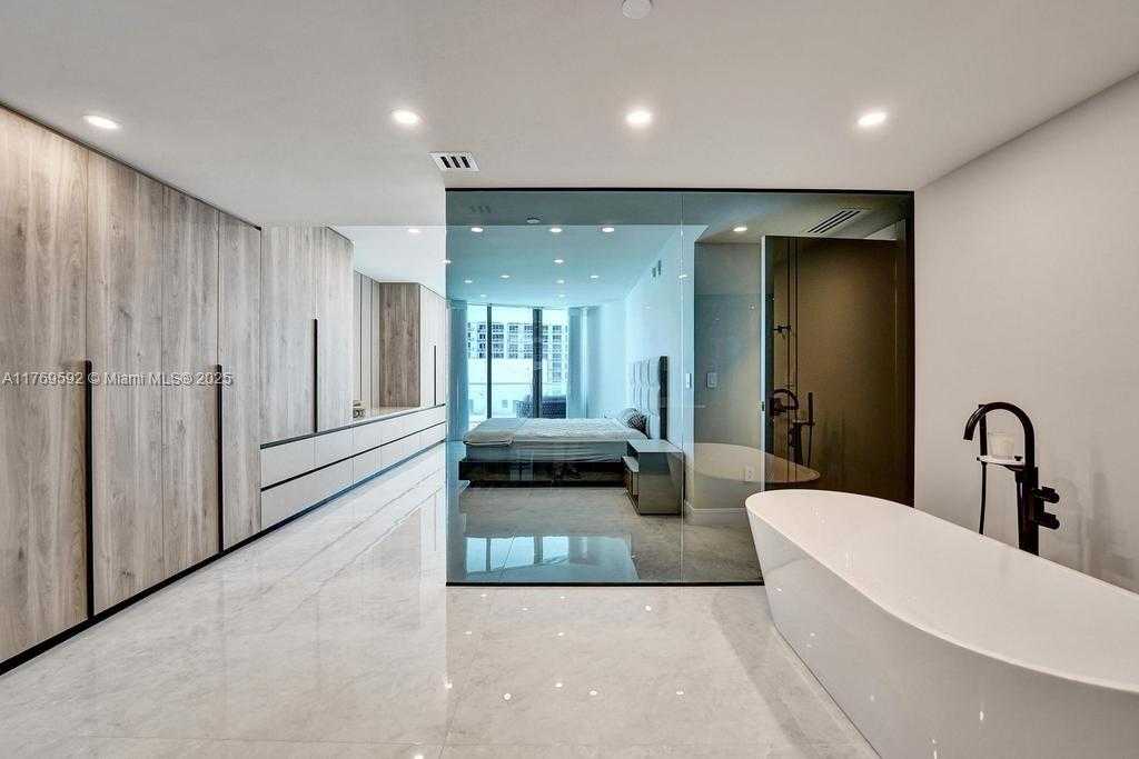 Small Image of 3101 SOUTH OCEAN DR #1704, Hollywood Number 83