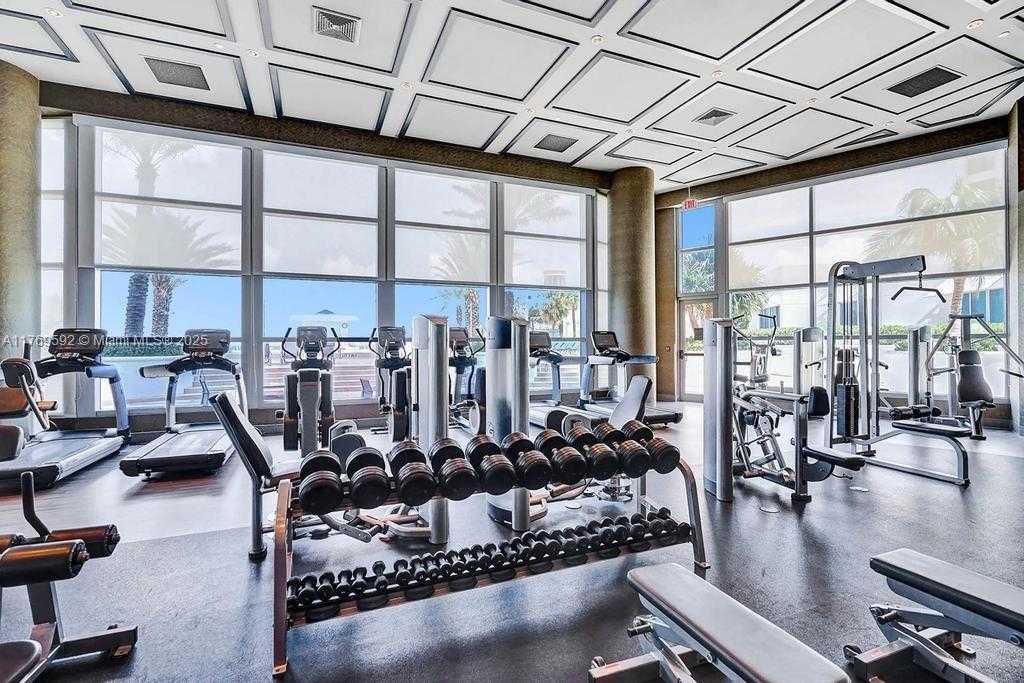 Small Image of 3101 SOUTH OCEAN DR #1704, Hollywood Number 96