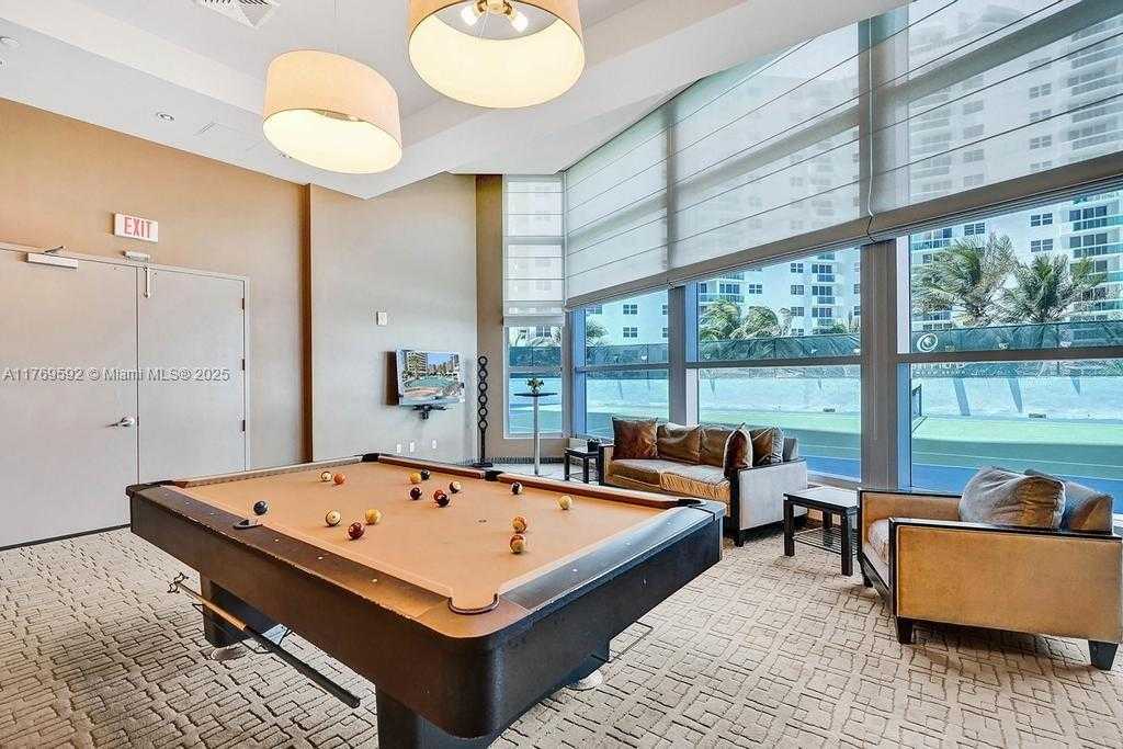 Small Image of 3101 SOUTH OCEAN DR #1704, Hollywood Number 99
