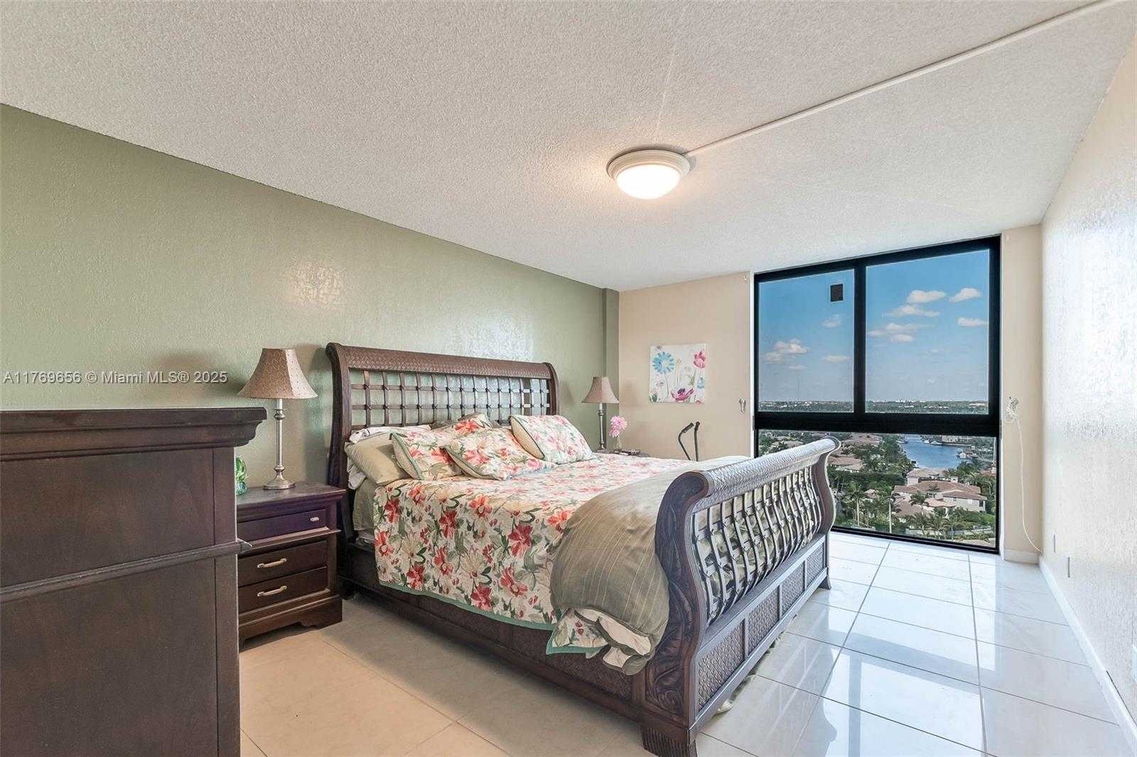 Small Image of 1500 SOUTH OCEAN DR #17B, Hollywood Number 10