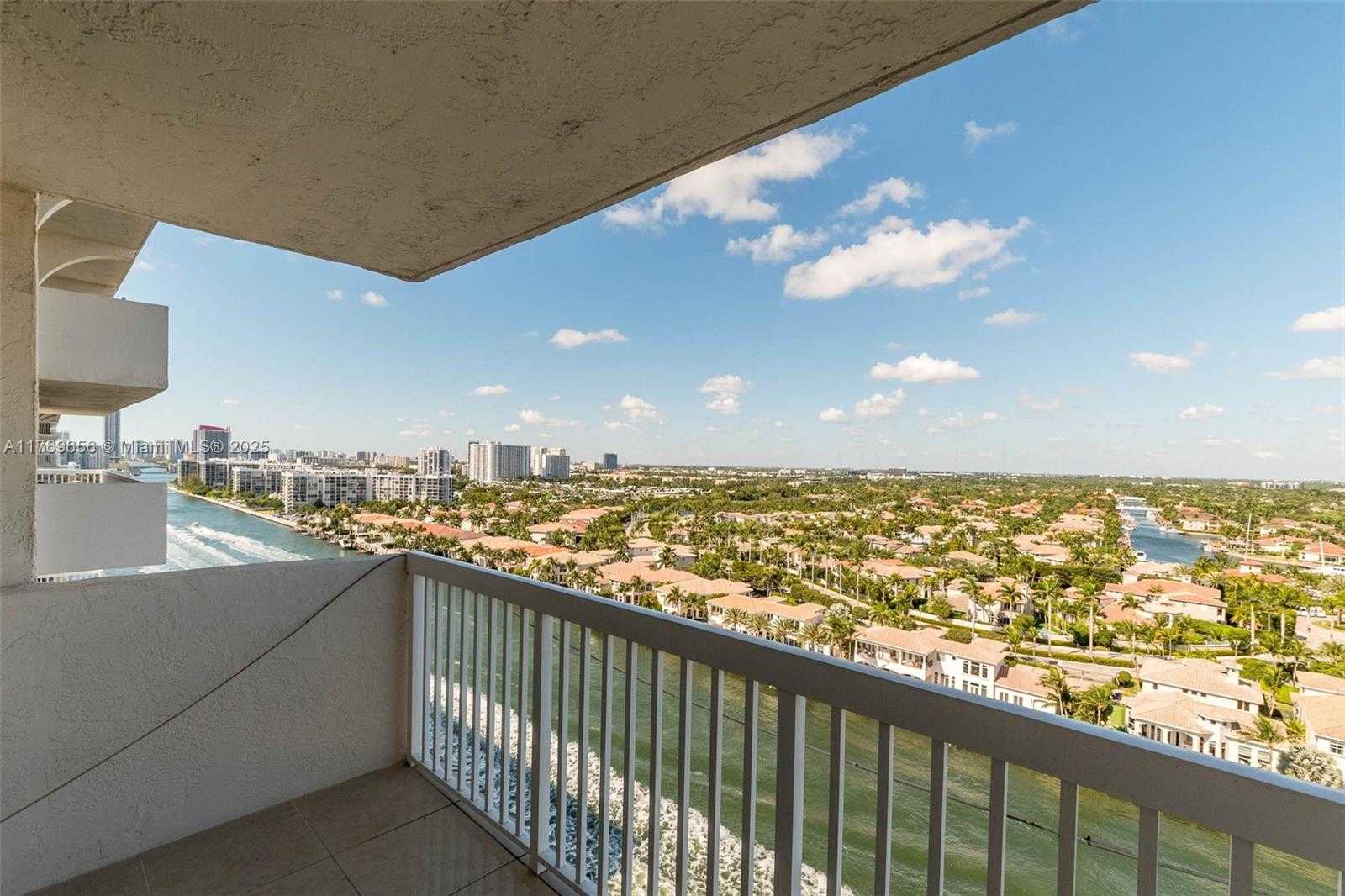 Small Image of 1500 SOUTH OCEAN DR #17B, Hollywood Number 19