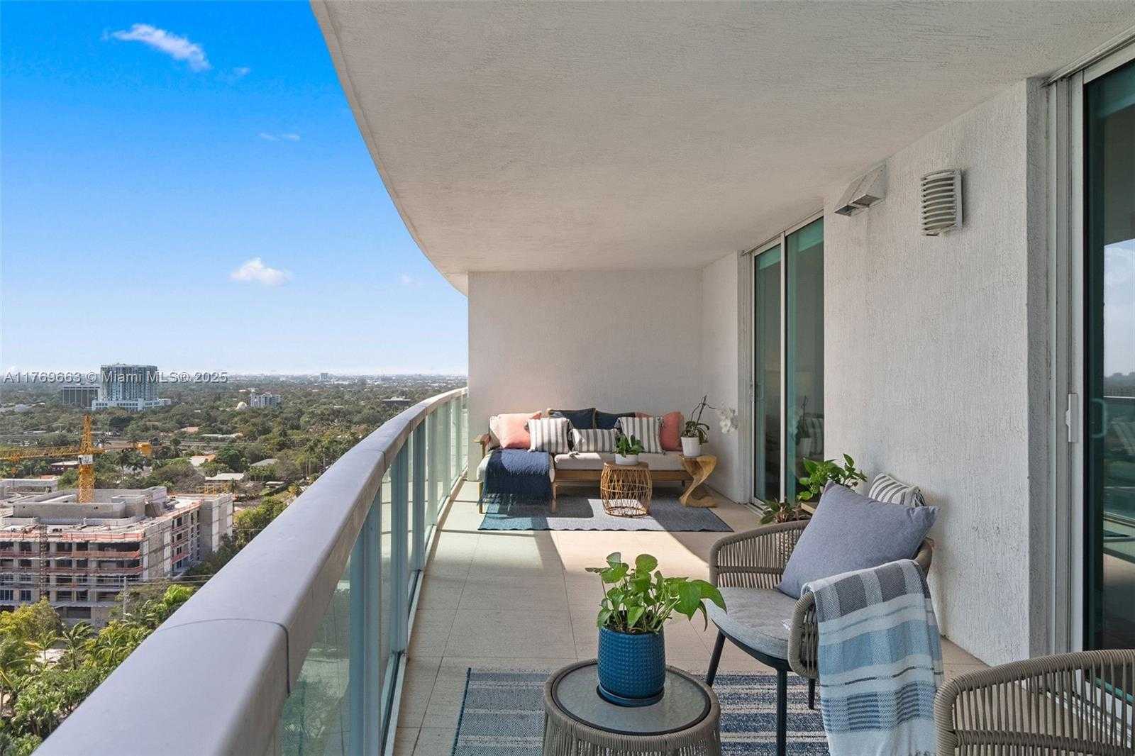 Small Image of 2101 BRICKELL AVE #1809, Miami Number 25