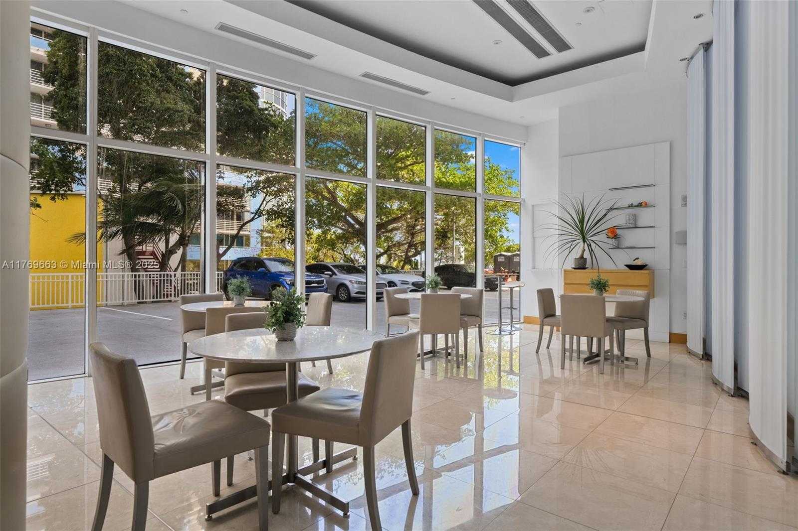 Small Image of 2101 BRICKELL AVE #1809, Miami Number 28