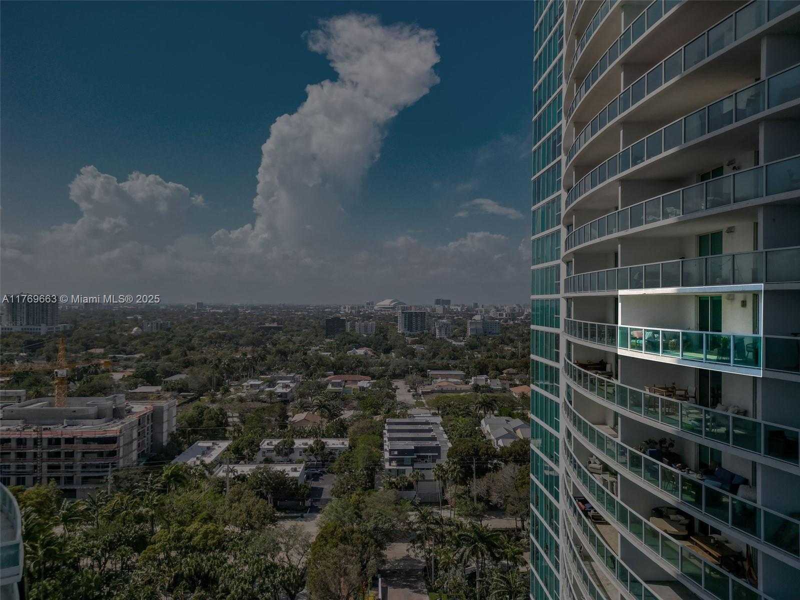 Small Image of 2101 BRICKELL AVE #1809, Miami Number 43