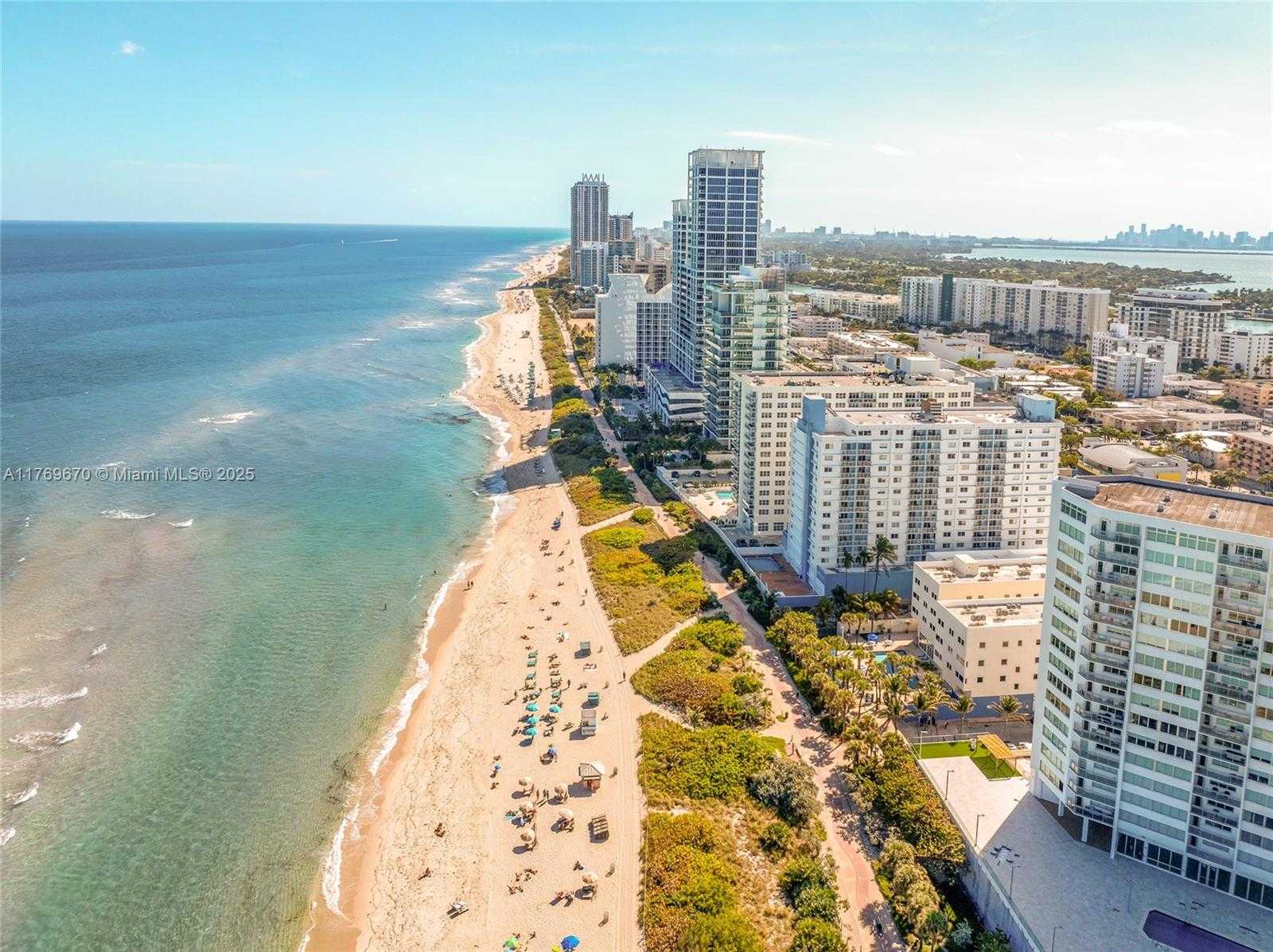 Small Image of 6969 COLLINS AVE #1106, Miami Beach Number 42